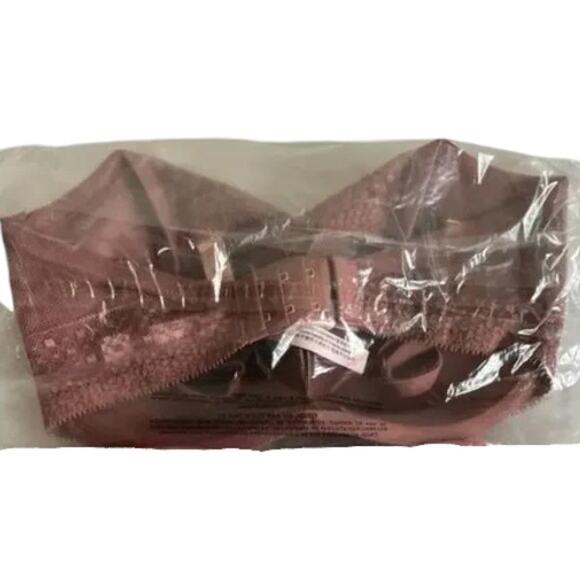 Victoria's Secret Lightly-Lined Lace Plunge Bra, 32D3/32F - Picture 5 of 8